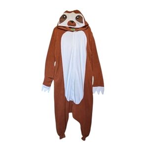 🎃 M • Brown and White Sloth Hooded Onesie Costume
